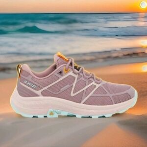 Hi-Tec Women's Aww Mauna Waterproof Hiking Shoes 7 (24 cm)